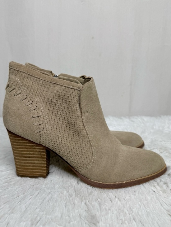 MARC FISHER / Cadis tan suede perforated heeled ankle booties / 7 - Picture 2 of 10